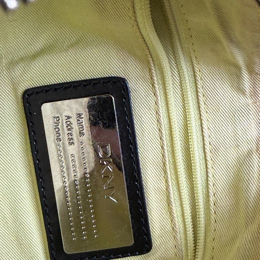 DKNY Vintage Y2K Mini Shoulder Bag - Picture 6 of 7